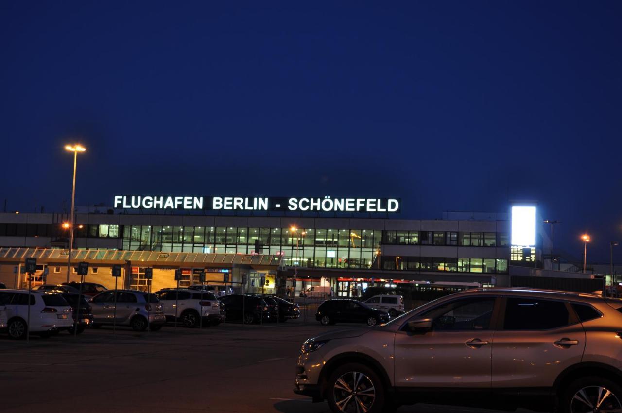 Gardenoasisberlinairport Lägenhet Schönefeld Exteriör bild